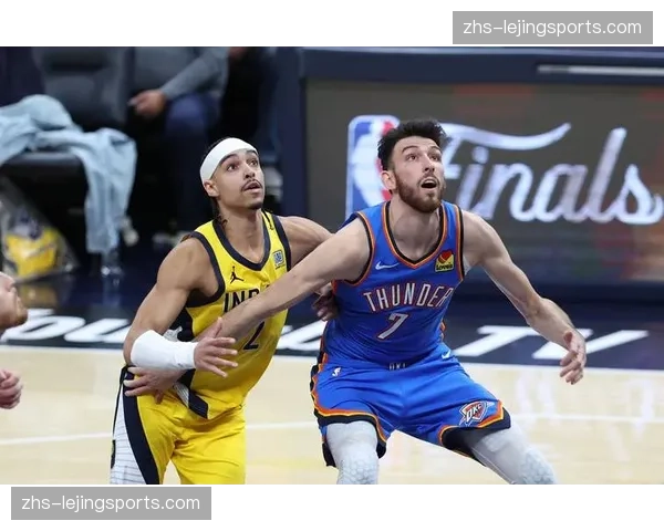 雷霆霍姆格伦威廉姆斯各得19分，内线轮换贡献稳定