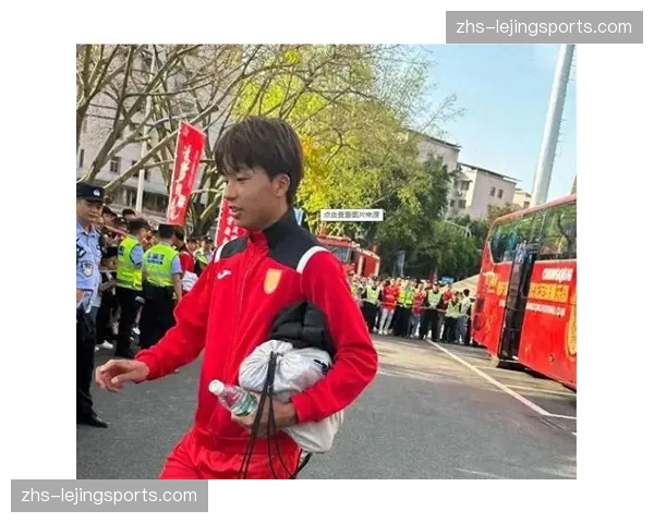 重庆中场双核同时伤停，夏窗需寻李镇全替代者撑体系